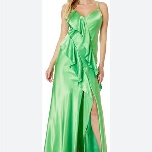 Betsy & Adam Elegant Green Evening Dress
